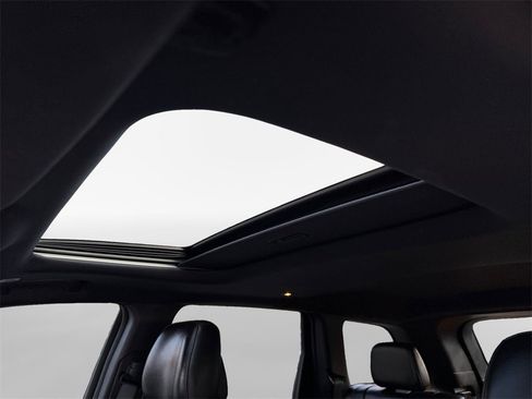 Used 2021 Jeep Grand Cherokee Limited w/ Quick Order Package 28K 80th image 26