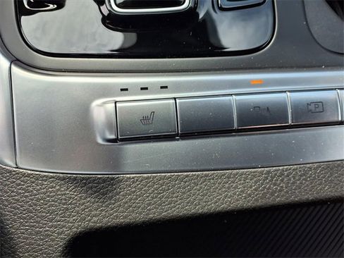 New 2026 Kia Carnival EX image 15