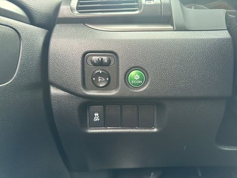 Used 2016 Honda Pilot EX-L image 16