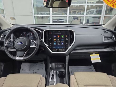 Used 2025 Subaru Ascent Premium w/ Premium Package image 19