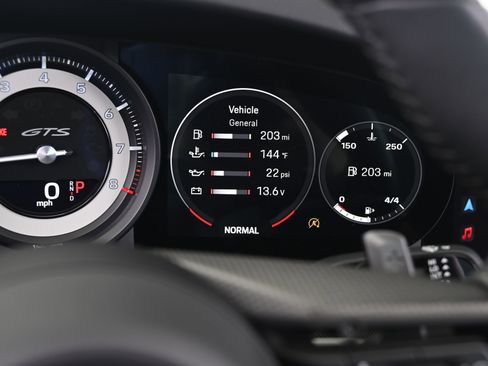 Certified 2022 Porsche 911 Targa 4S AWD/4WD image 39
