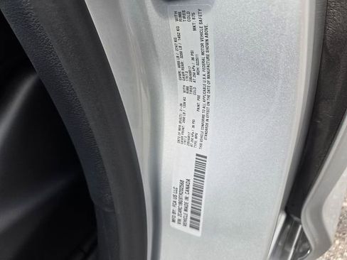 New 2026 Chrysler Pacifica Select image 17