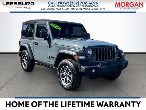 Used 2024 Jeep Wrangler Sport S image 1