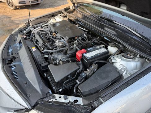 Used 2023 Toyota Camry XLE FWD image 34