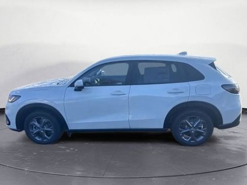 New 2026 Honda HR-V LX image 2