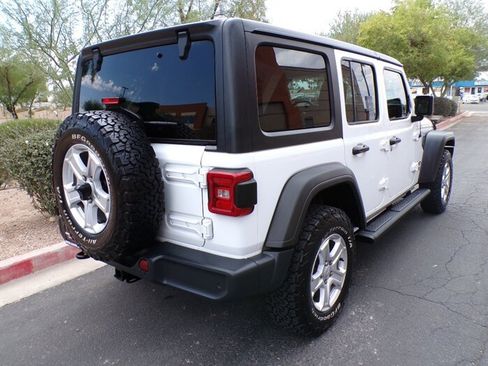 Used 2018 Jeep Wrangler Unlimited Sport S AWD/4WD image 6