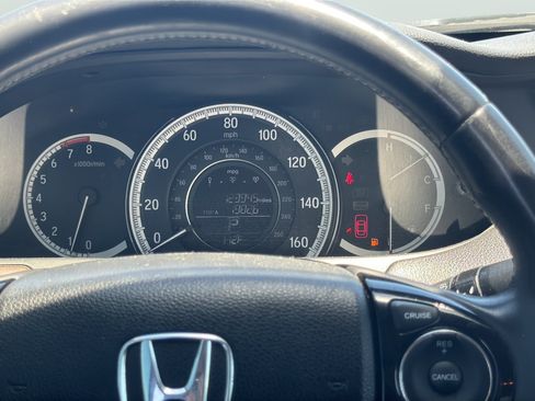 Used 2017 Honda Accord EX-L image 29