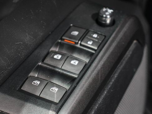 Used 2019 Toyota Tacoma TRD Sport image 14