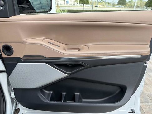 Certified 2025 Lincoln Navigator Black Label image 19