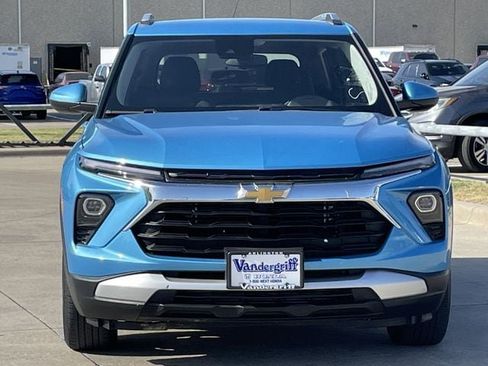 Used 2025 Chevrolet TrailBlazer LT w/ Driver Confidence Package FWD image 7