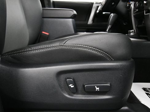 Certified 2024 Toyota 4Runner SR5 Premium image 26