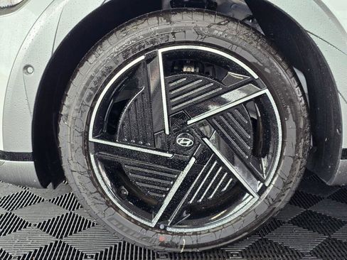 New 2026 Hyundai Ioniq 5 Limited image 11