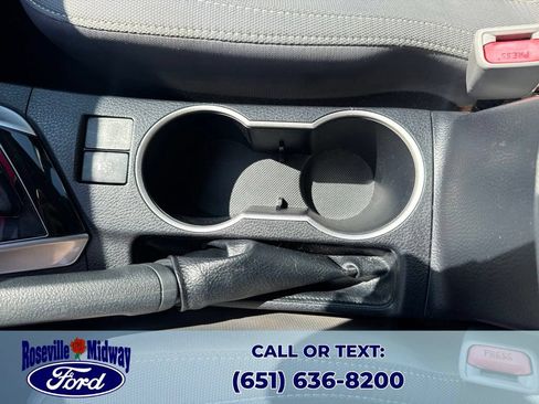 Used 2014 Toyota Corolla LE FWD image 14