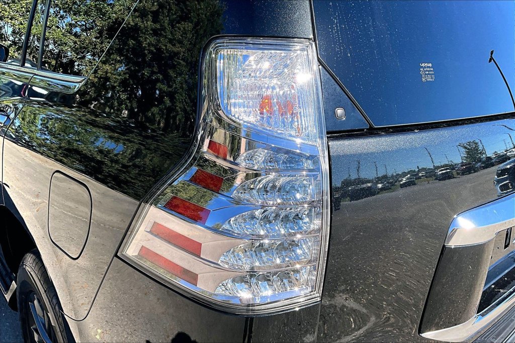 Used 2023 Lexus GX 460 Premium w/ Premium Package AWD/4WD image 26