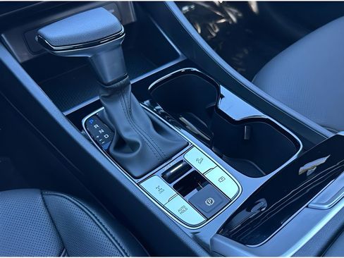 Used 2025 Hyundai Santa Cruz SEL image 14