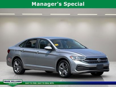 Used 2024 Volkswagen Jetta SE