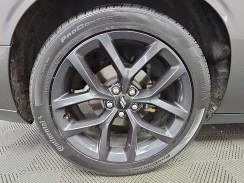 Used 2019 Dodge Challenger R/T w/ Driver Convenience Group RWD image 44