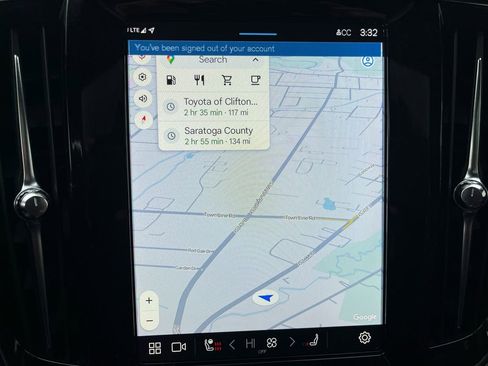 Used 2022 Volvo V90 B6 Cross Country image 12