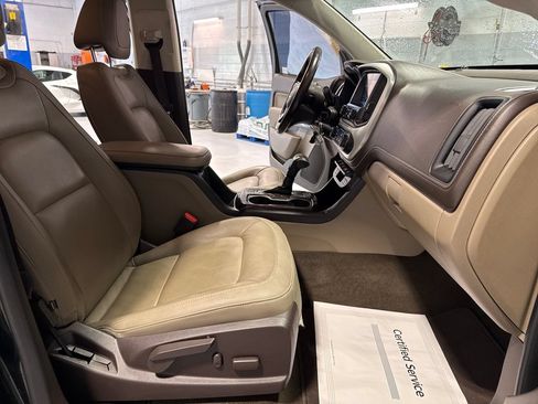 Used 2018 GMC Canyon SLT w/ Driver Alert Package AWD/4WD image 31