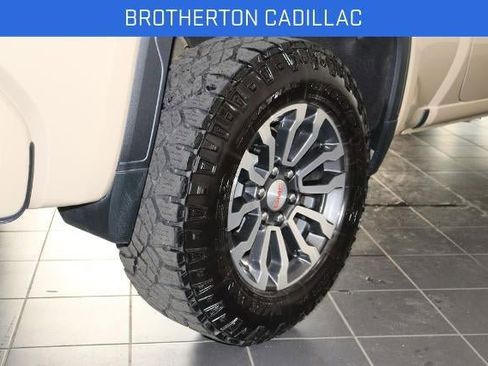 Certified 2023 GMC Sierra 1500 AT4 w/ AT4 Premium Package AWD/4WD image 17
