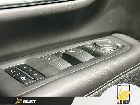 Used 2023 Chevrolet Tahoe Premier image 18