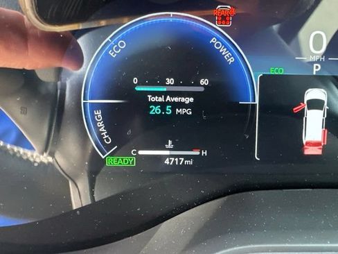 Used 2025 Toyota Sienna Limited AWD/4WD image 18