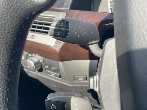 Used 2008 BMW 750i image 24