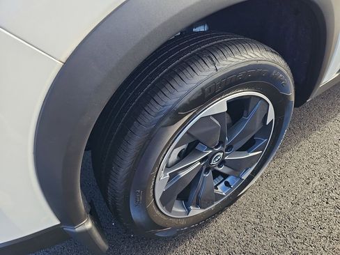 Used 2026 Nissan Rogue SV w/ SV Premium Package image 13