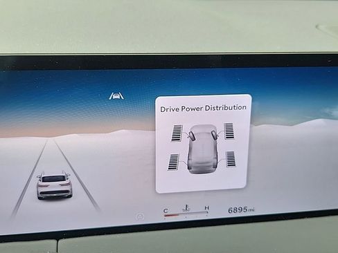 Used 2026 Genesis GV70 2.5T image 9