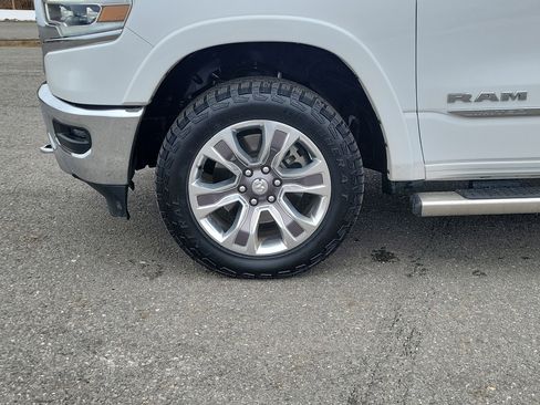 Used 2023 RAM 1500 Limited image 12