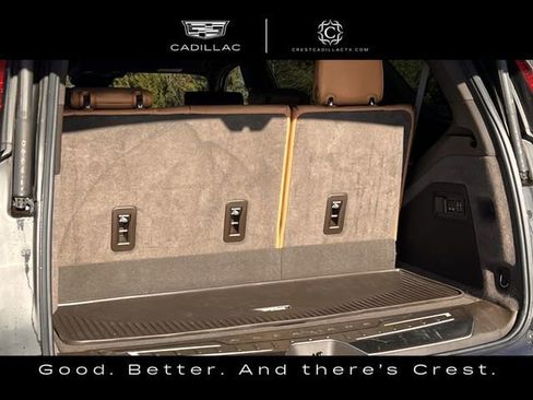 Certified 2021 Cadillac Escalade Premium Luxury w/ LPO, Illumination Package image 27