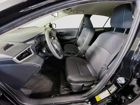 Used 2024 Toyota Corolla LE image 21