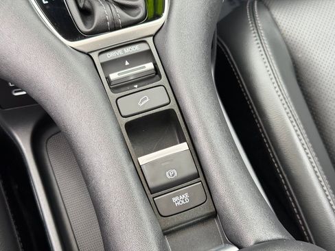 Used 2024 Honda HR-V EX-L image 26