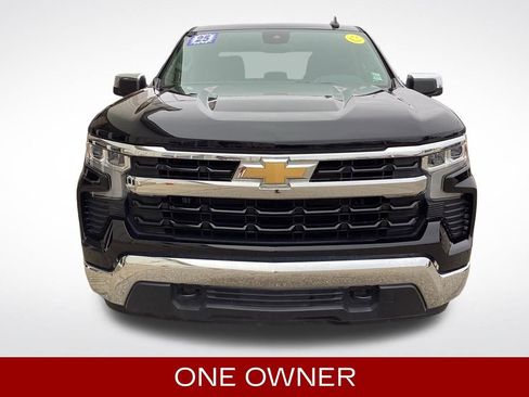Used 2025 Chevrolet Silverado 1500 LT image 3