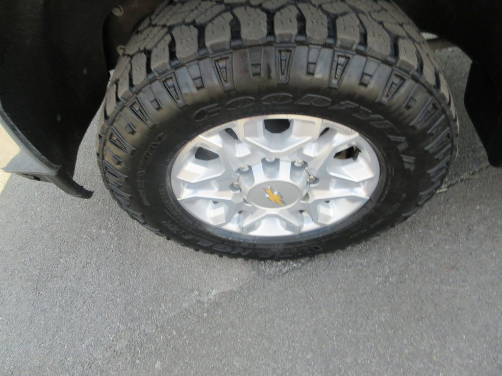 Certified 2022 Chevrolet Silverado 2500 LT w/ Convenience Package AWD/4WD image 17