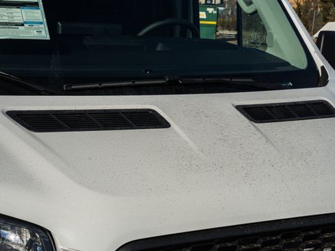 New 2026 Ford Transit 250 148 Medium Roof image 30