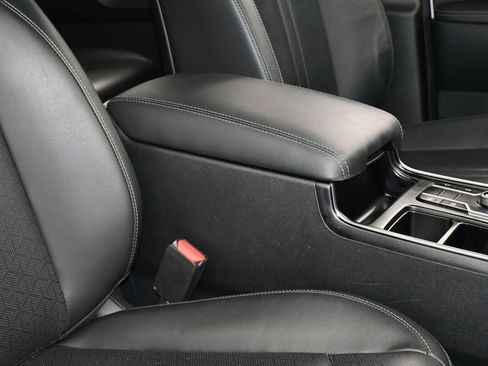 Used 2023 Kia Sorento S image 46