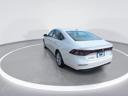 Used 2025 Honda Accord LX image 7