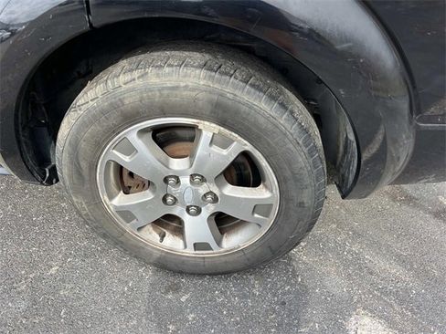Used 2006 Ford Freestyle Limited image 11