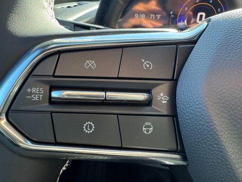 New 2026 Chevrolet Traverse LT image 11