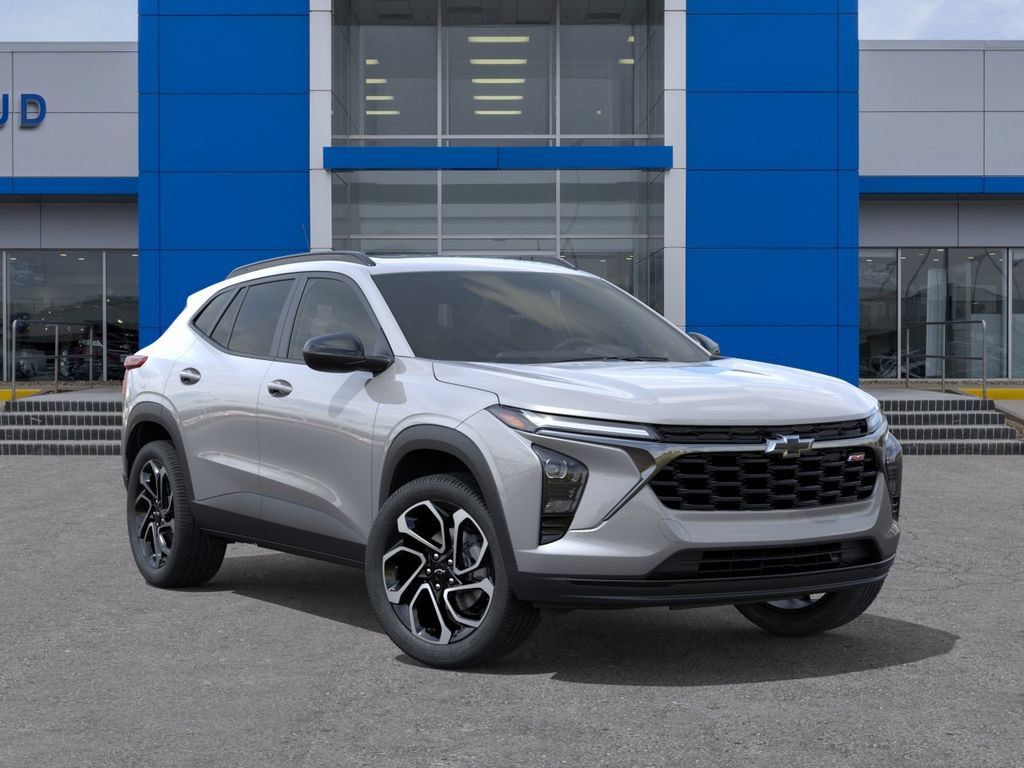 New 2026 Chevrolet Trax RS w/ Sunroof Package FWD image 7