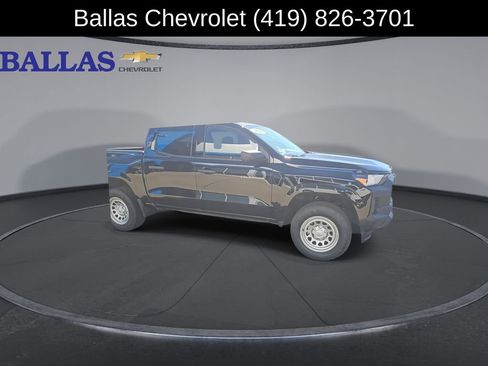 Certified 2023 Chevrolet Colorado W/T image 2