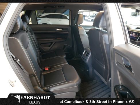 Used 2020 Volkswagen Atlas Cross Sport SEL AWD/4WD image 16