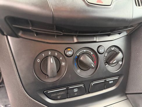 Used 2013 Ford Focus ST FWD image 35