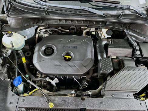 Used 2018 Hyundai Tucson SE image 30