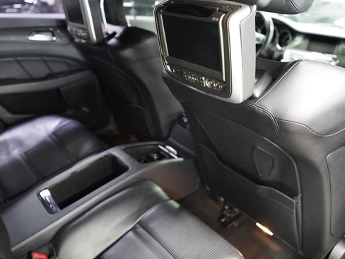 Used 2012 Mercedes-Benz CLS 63 AMG image 21