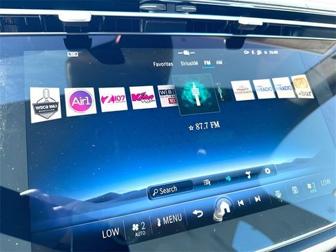 New 2026 Mercedes-Benz E 53 AMG e 4MATIC Sedan image 16