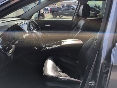 Used 2020 Buick Envision Essence w/ Experience Buick Package AWD/4WD image 9