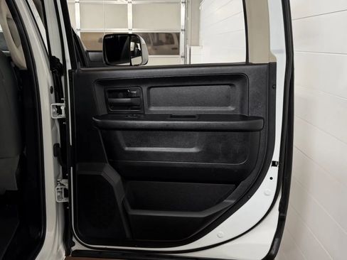 Used 2018 RAM 3500 Tradesman w/ Chrome Appearance Group AWD/4WD image 28
