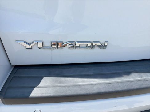 Certified 2018 GMC Yukon SLT AWD/4WD image 39